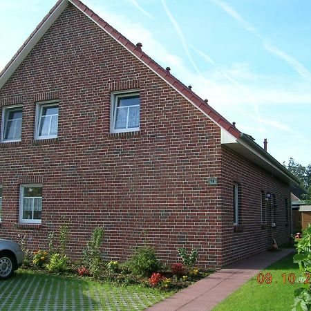 Ferienhaus Seehund Krummhörn Buitenkant foto