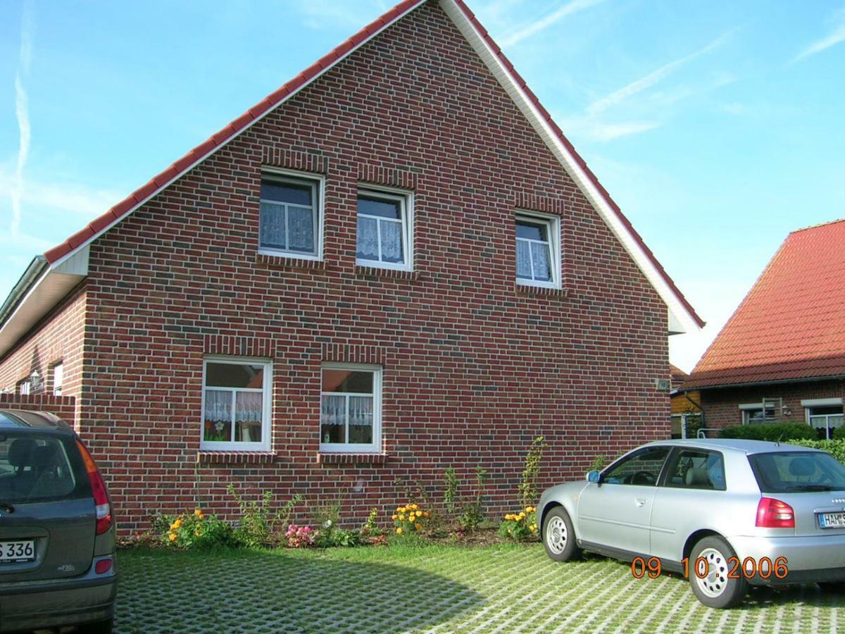 Ferienhaus Seehund Krummhörn Buitenkant foto